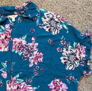 Terra & Sky Teal and Floral Button-Up Shirt